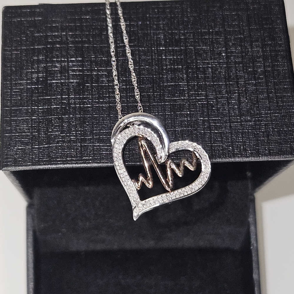 Elegant Silver Heartbeat Necklace